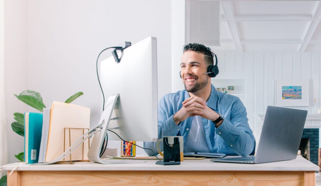Boost Productivity in Work with a Wireless Headset