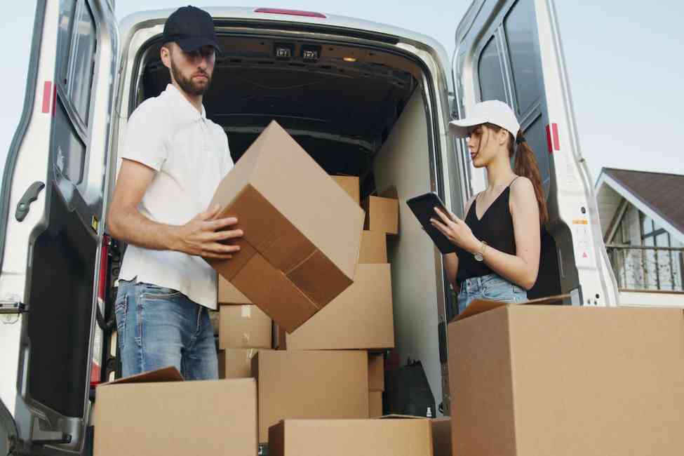 5 Benefits of Hiring Removalists
