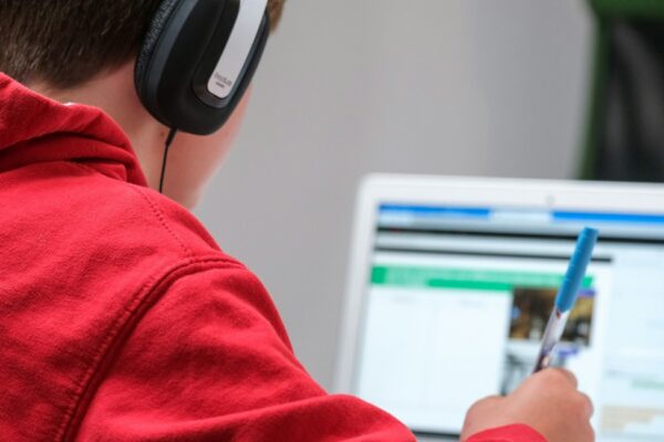 How Online Learning Is Revolutionizing the Education Landscape