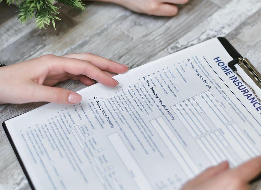 Top 4 Types of Insurance Every Busy Mom Should Invest In